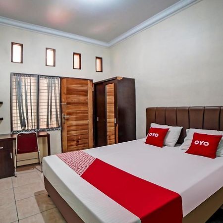 Hotel OYO 90751 Graha Sei Batugingging Medan Esterno foto