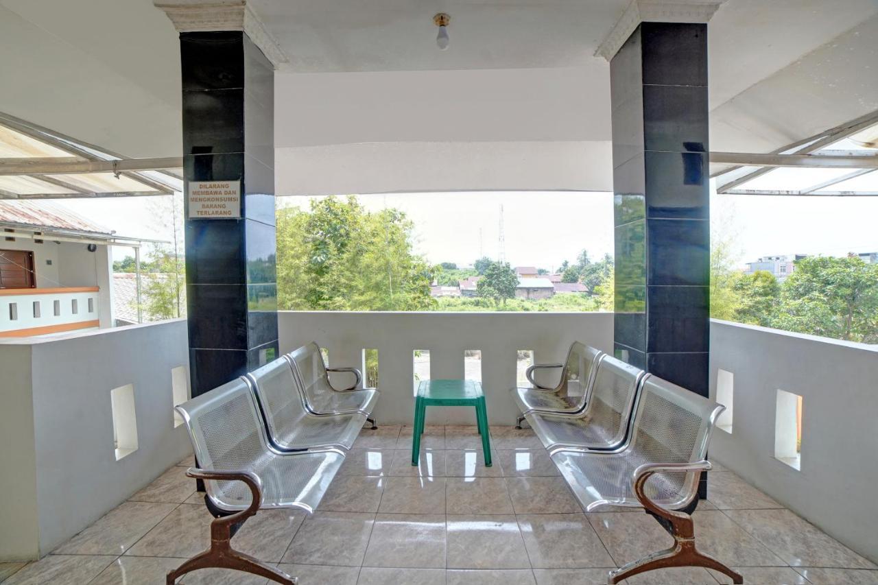 Hotel OYO 90751 Graha Sei Batugingging Medan Esterno foto