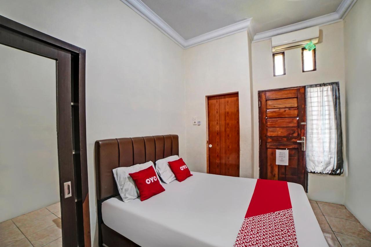 Hotel OYO 90751 Graha Sei Batugingging Medan Esterno foto