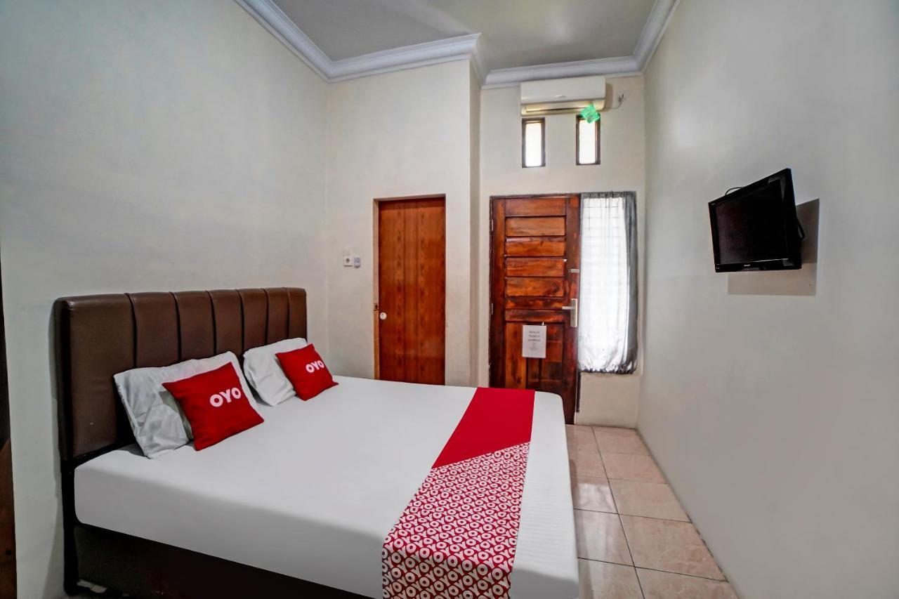 Hotel OYO 90751 Graha Sei Batugingging Medan Esterno foto